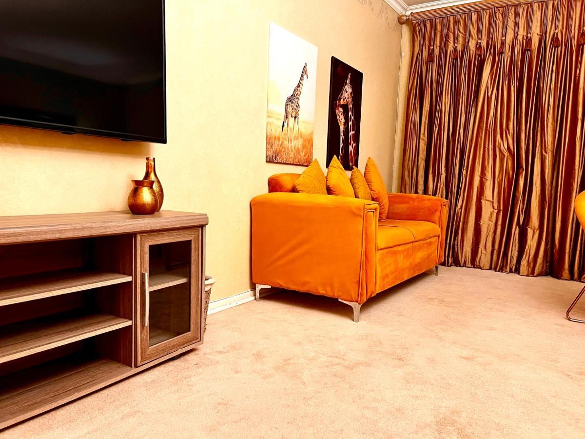 27A On Angus Hotel Johannesburg Ngoại thất bức ảnh
