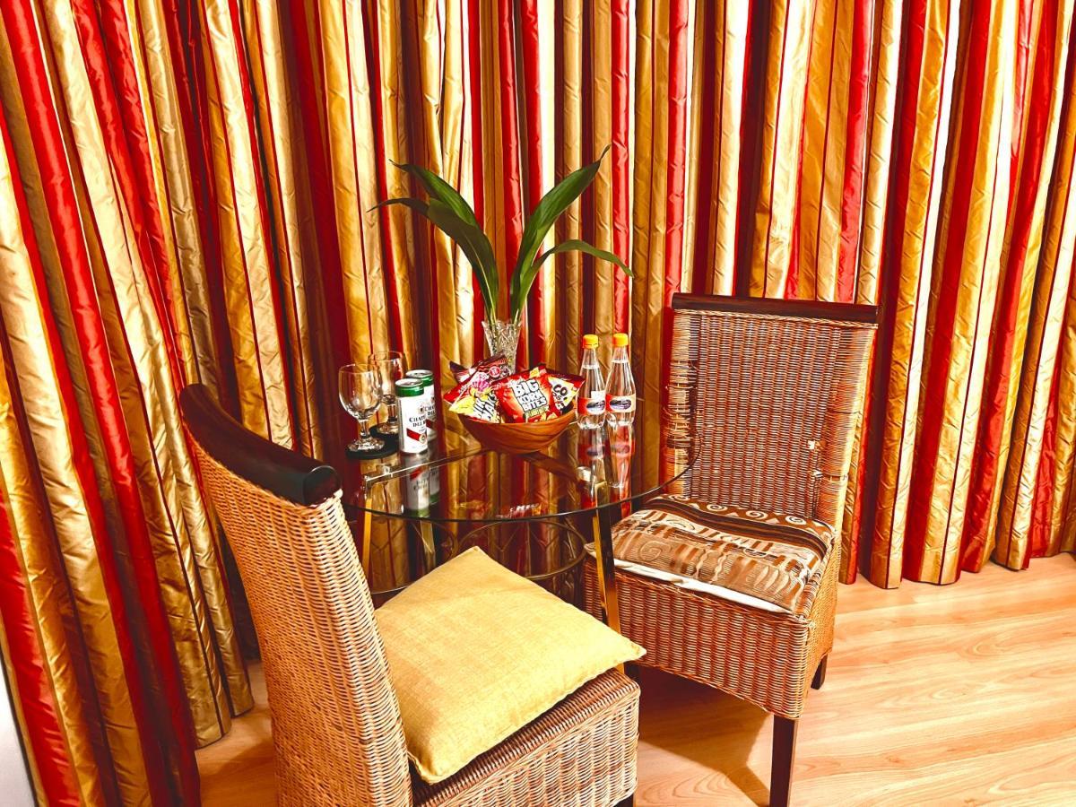 27A On Angus Hotel Johannesburg Ngoại thất bức ảnh