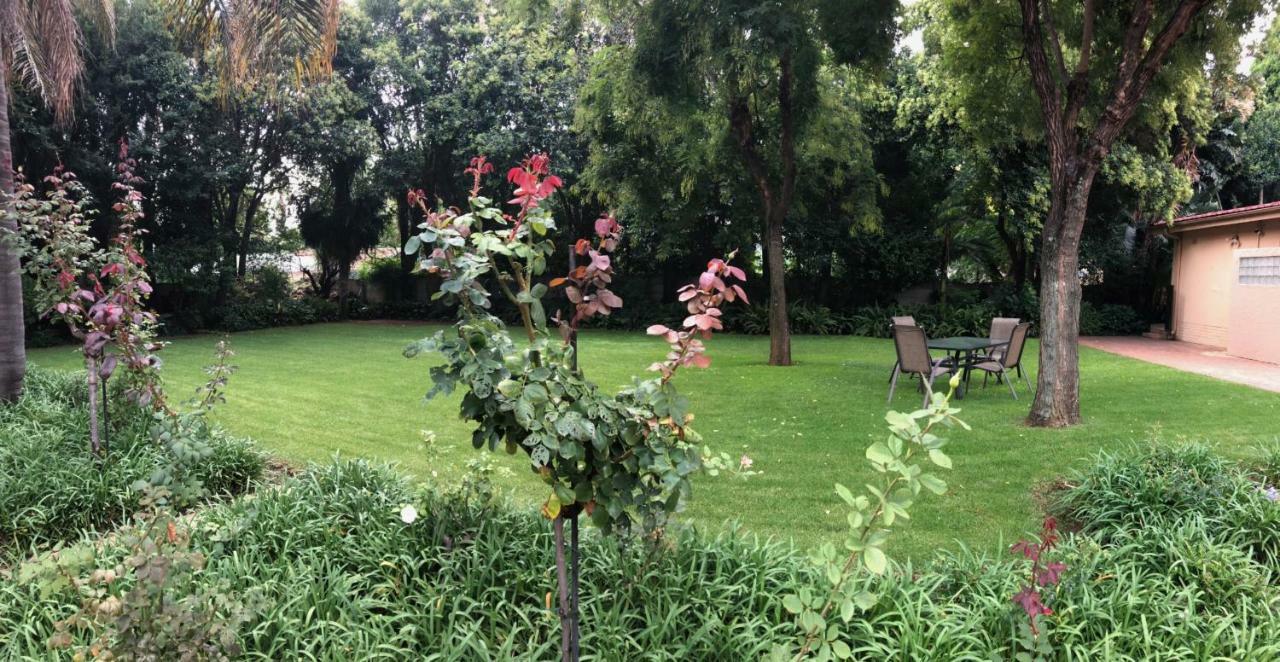 27A On Angus Hotel Johannesburg Ngoại thất bức ảnh